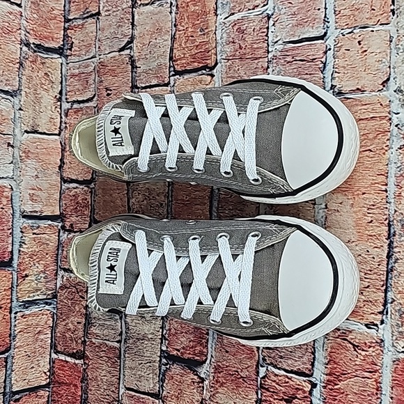 CONVERSE ALL-STAR CHUCK TAYLOR LOWTOP SHOES,  WOMANS SIZE 5 (YOUTH3) - Picture 3 of 13